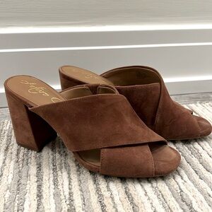 Arturo Chiang Brown Suede Heeled Mules